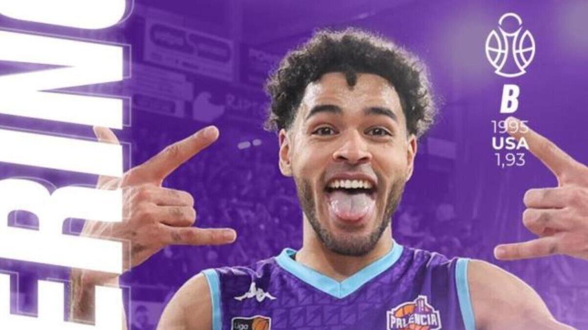 Alex Wintering jugador de baloncesto de Zunder Palencia en Primera FEB