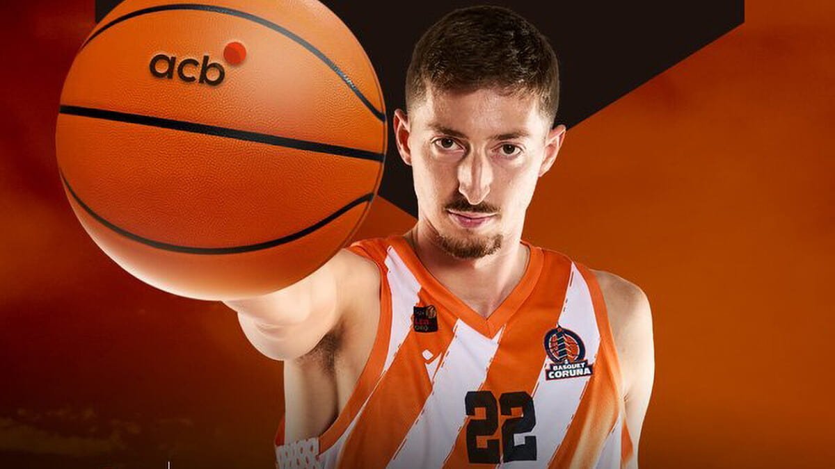 Aleix Font, jugador de baloncesto de Leyma Coruña de Liga Femenina Endesa