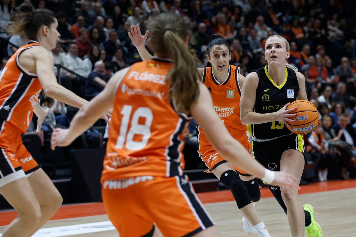 Valencia Basket Jairis LF Endesa