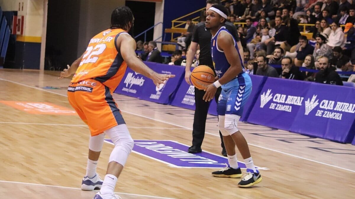 CB Zamora se lleva el duelo de recién ascendidos (84-71)