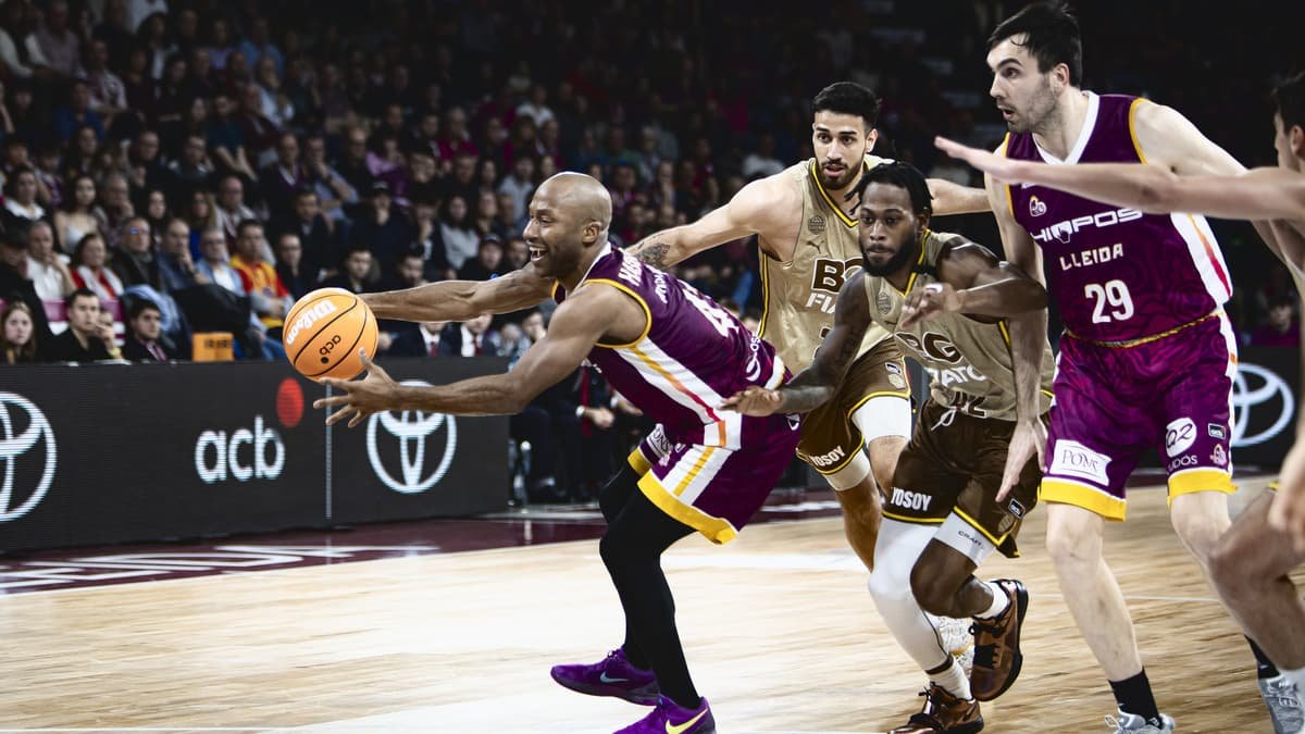 Kenny Hasbrouck, jugador de baloncesto de Hiopos Lleida, Liga Endesa.