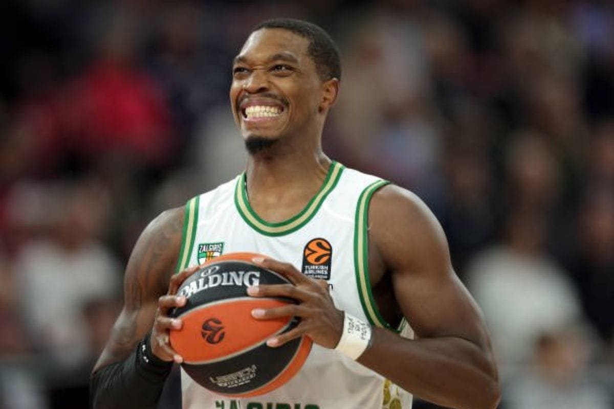 Lonnie Walker Maccabi Euroliga