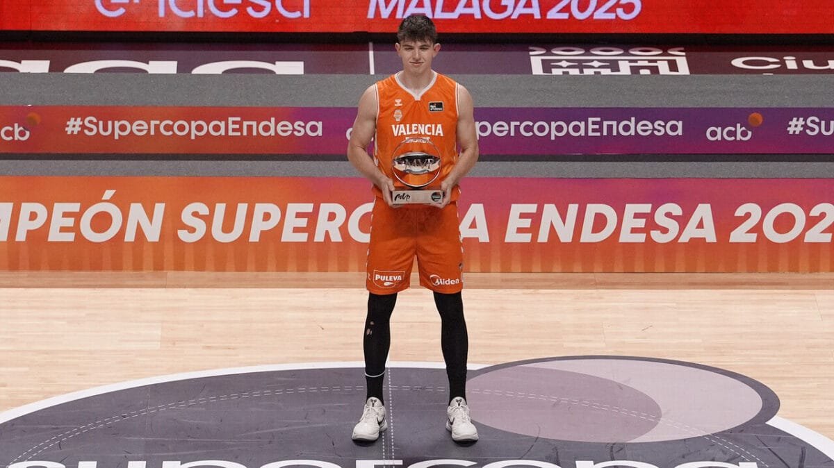 De Larrea MVP Supercopa