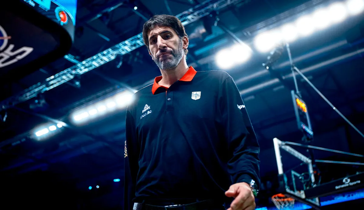 Álex Mumbrú cerca de entrenar a la Virtus Bolonia