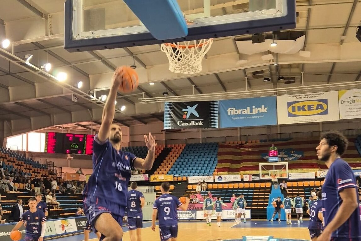 Menorca-Obradoiro. Foto: Monbus Obradoiro