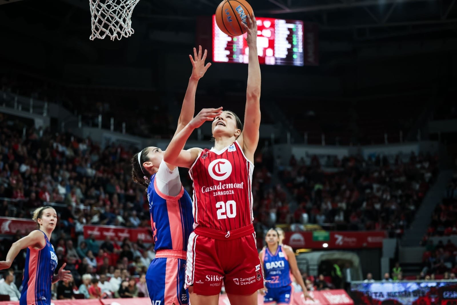 Casademont Zaragoza vence en casa a BAXI Ferrol (87-57)