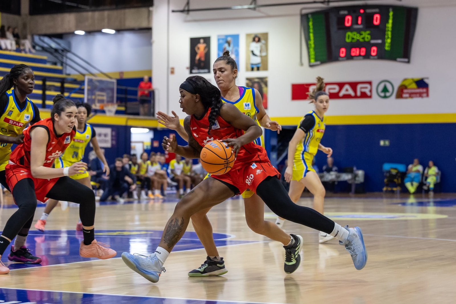 Durán Maquinaria Ensino Lugo suma su quinta victoria (79-83)