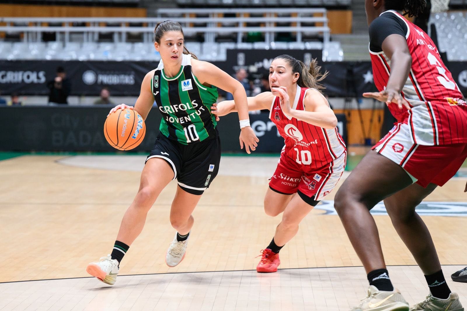 Casademont vence en Badalona antes del parón (85-97)