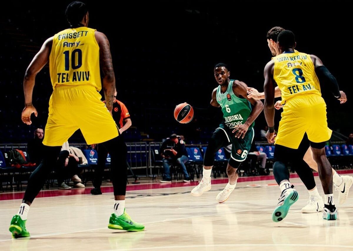 Maccabi agrava la crisis europea del Baskonia (89-83)