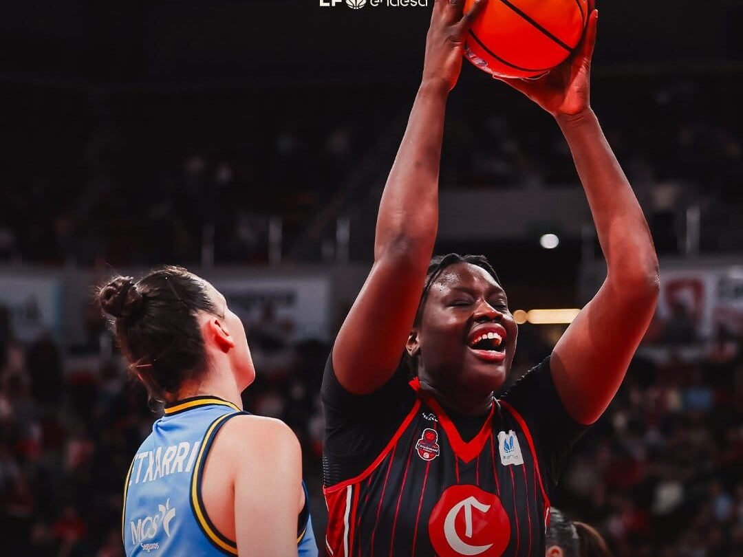 Casademont consigue la séptima sin brillo frente a Movistar (72-66)