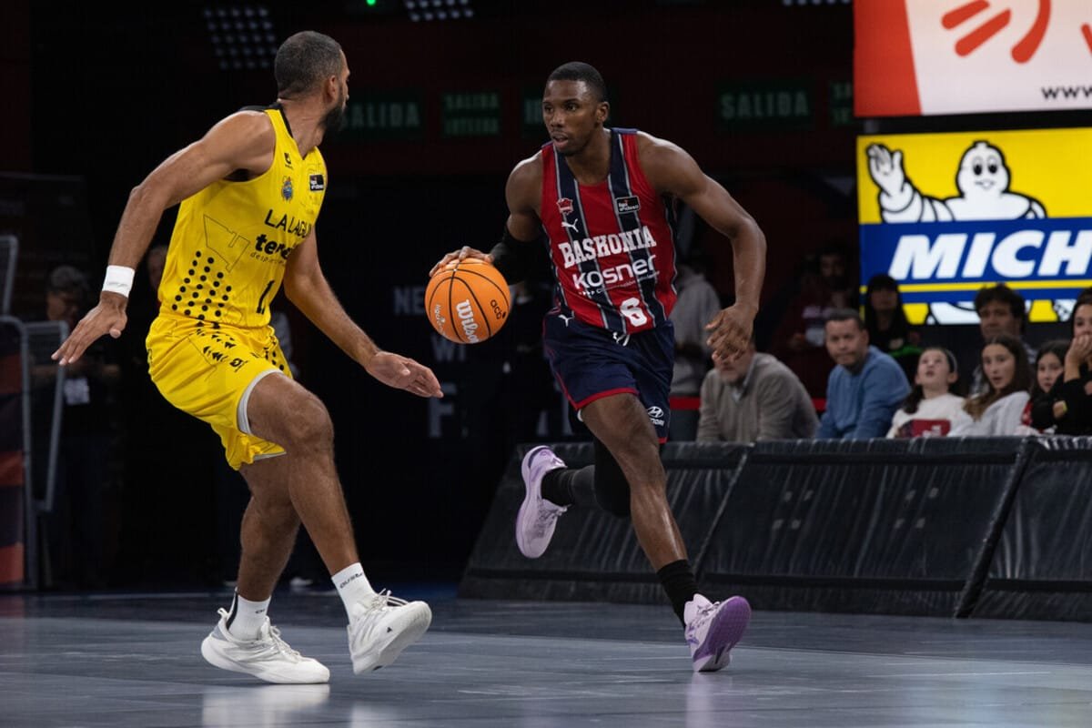 Este Baskonia es otro y vence a La Laguna Tenerife (89-79)