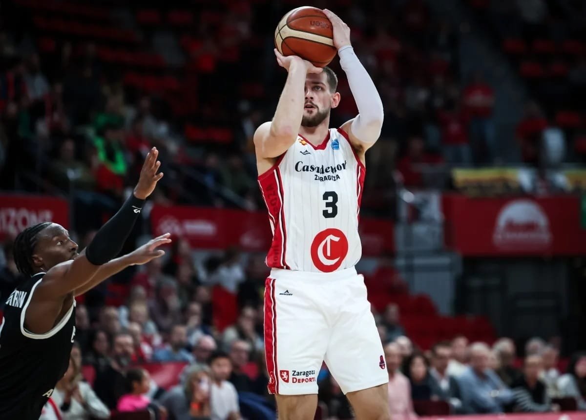 Trámite para Casademont en un partido con polémica (105-75)