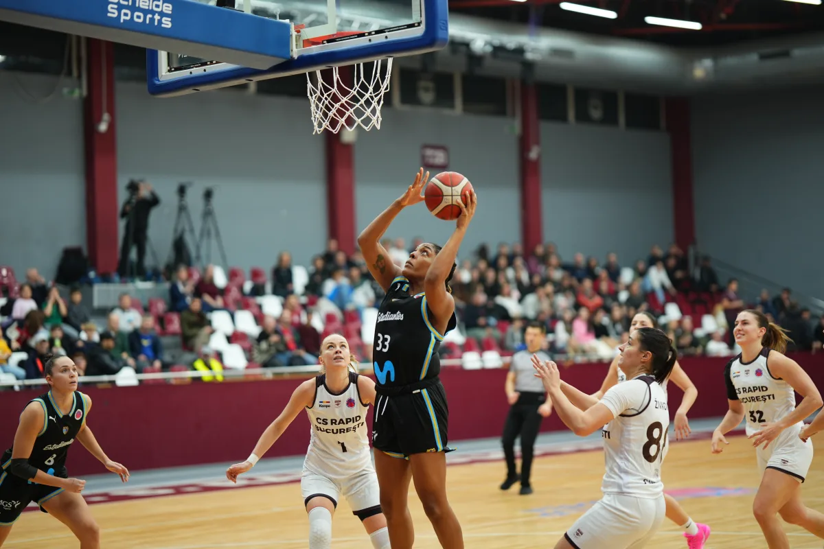 Movistar Estudiantes termina líder al son de Berkani (74-88)