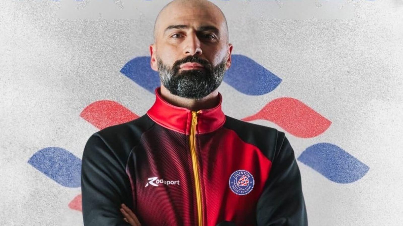 Kostas Vasileiadis, entrenador de la Lucentum Academy y gran tirador griego, en Campo Atrás