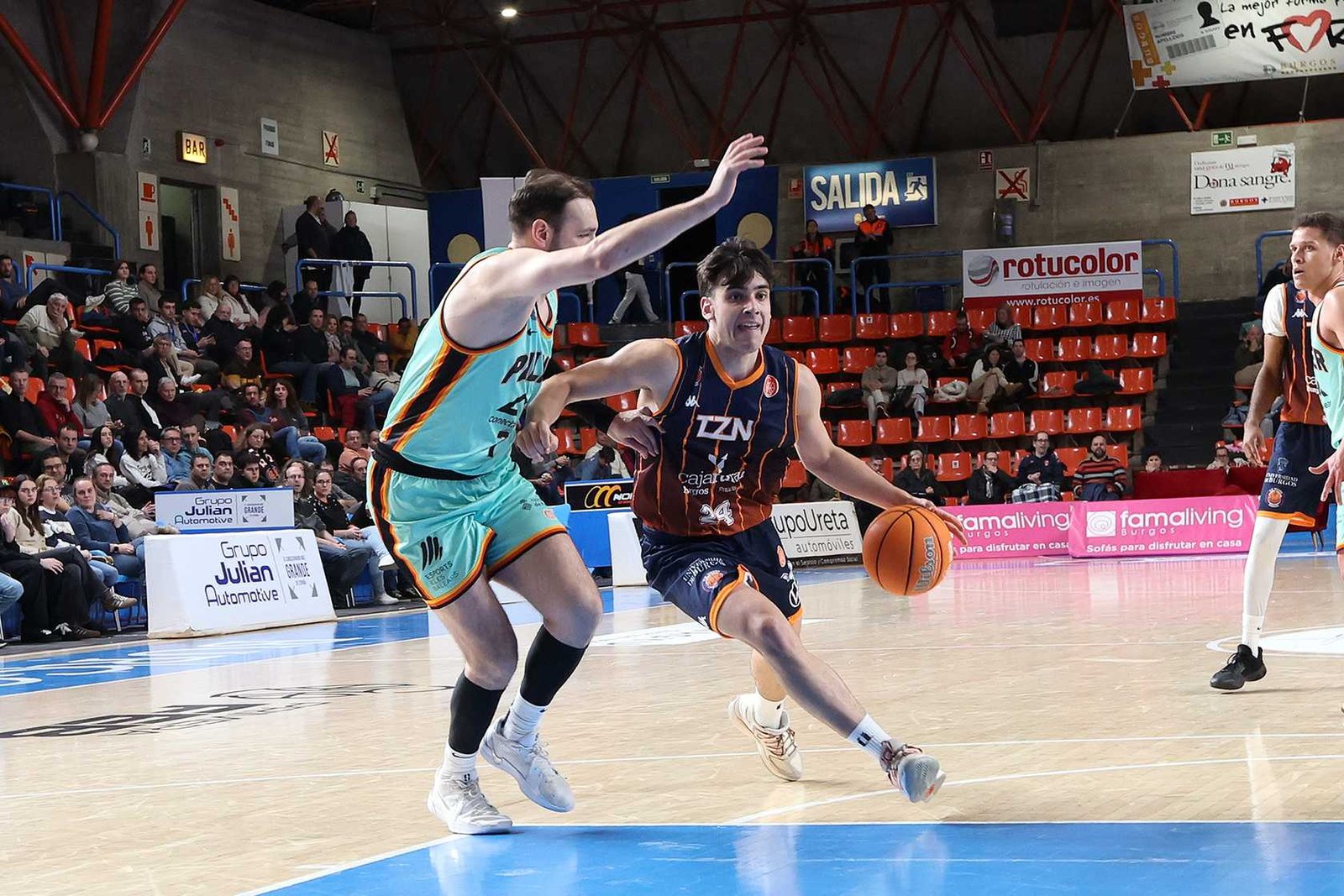 El Tizona se impone con autoridad al Palmer en El Plantío