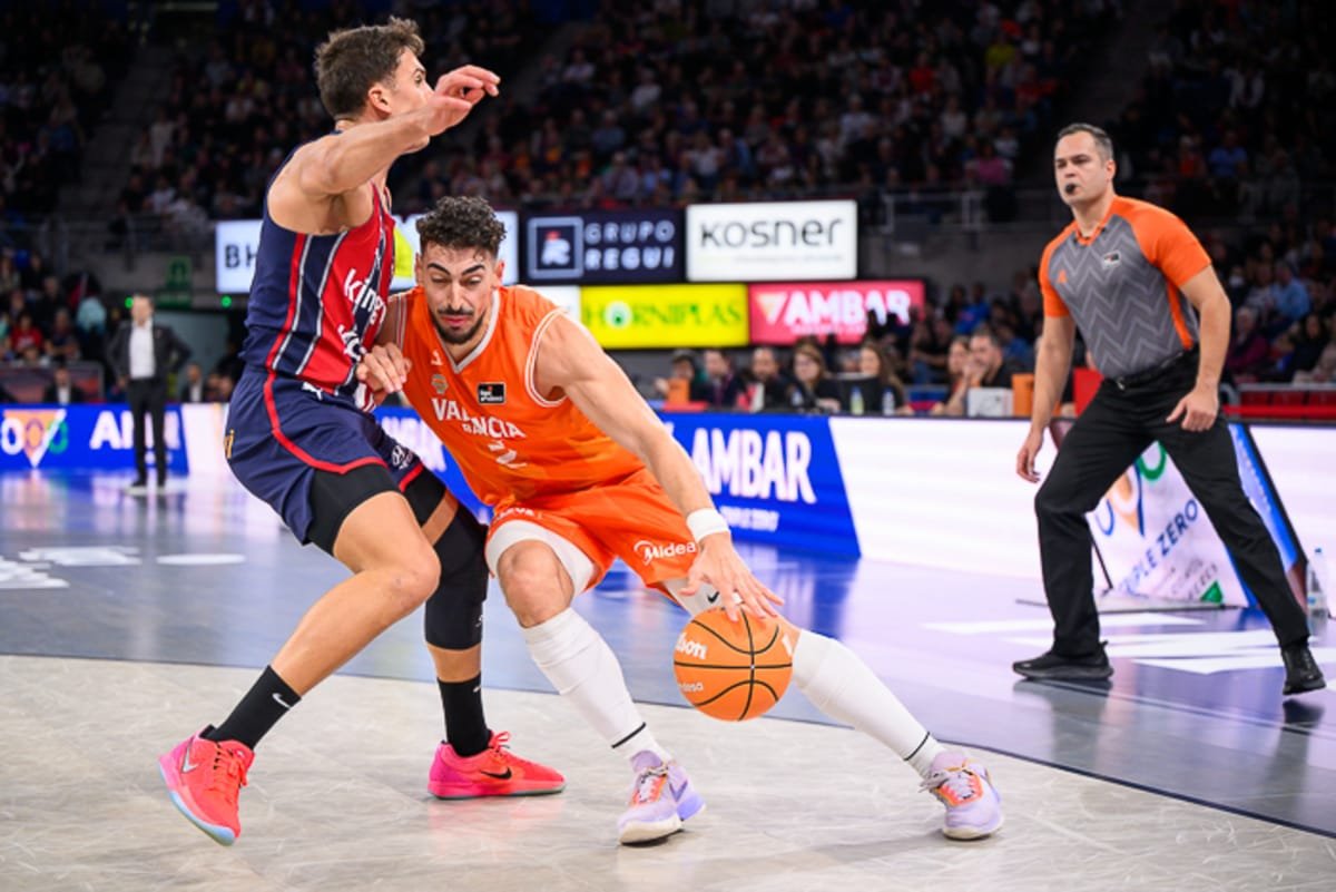 Galería – Baskonia sufre una dolorosa derrota ante Valencia Basket