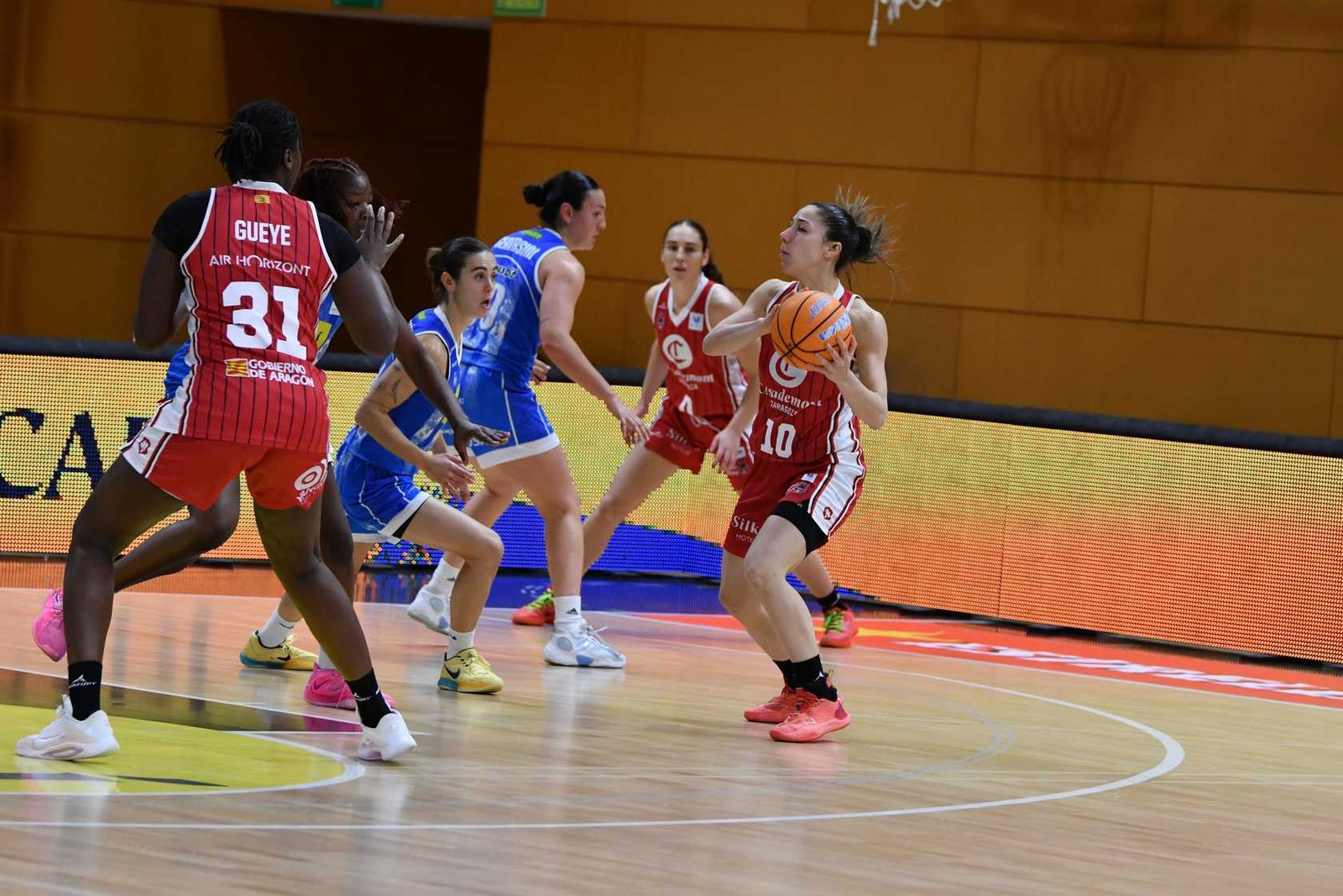 Casademont consigue una victoria de oficio en La Seu (69-82)