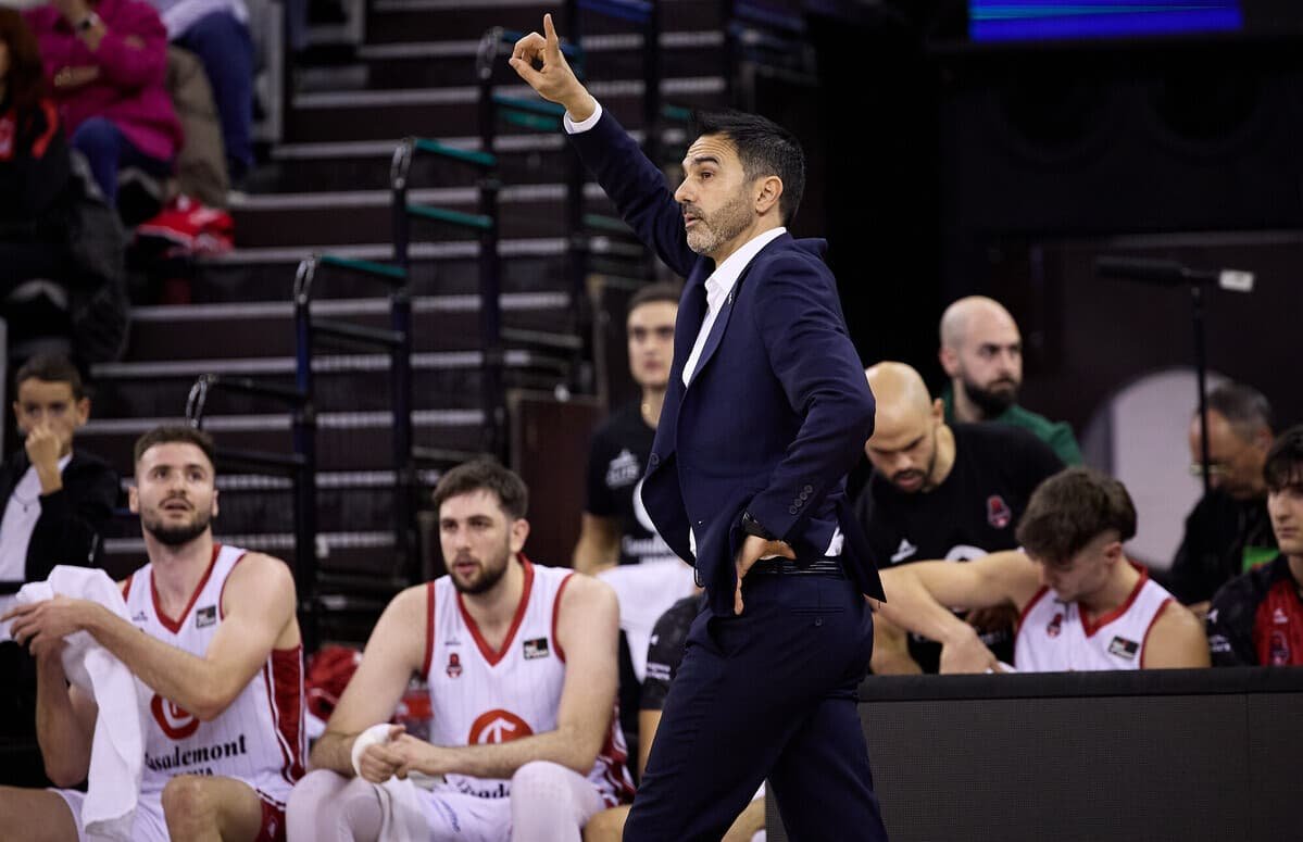 Dubi frena a Covirán Granada y salva a Jesús Ramírez (83-92)