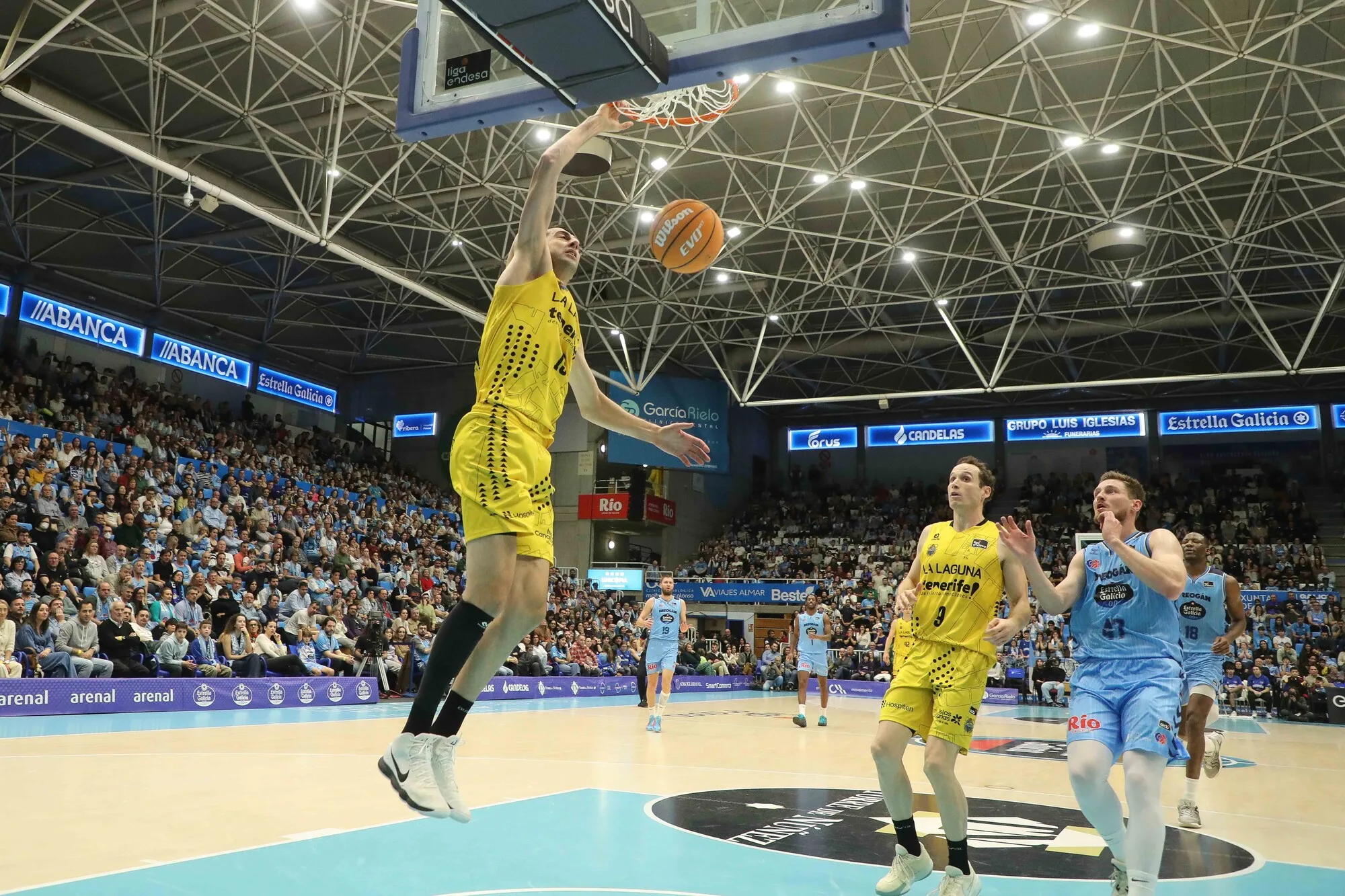 Un efectivo La Laguna Tenerife vence en su visita a Lugo (96-108)