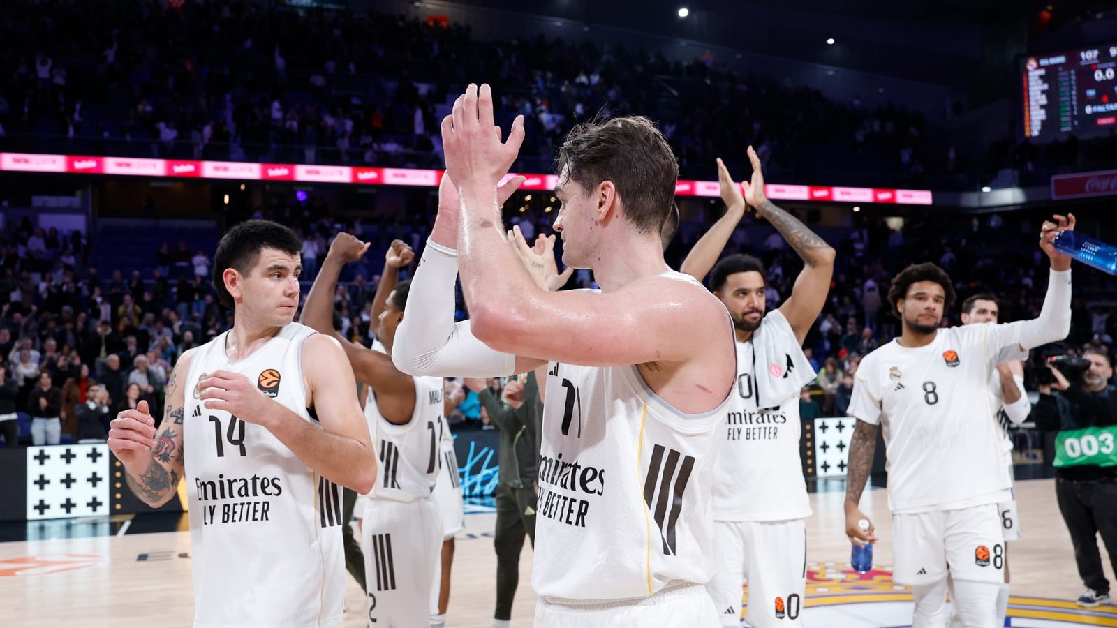 El Real Madrid se transforma y supera a Dubái en la segunda parte (107-93)