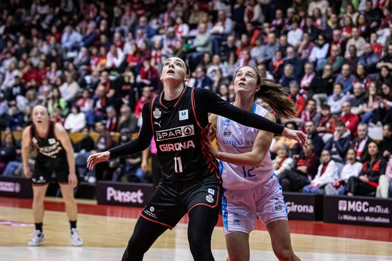 SPAR Uni Girona se afianza como líder (77-60)