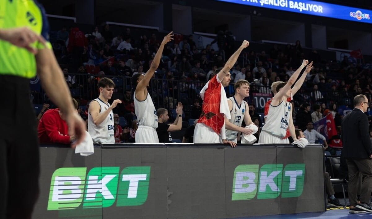 El BAXI Manresa resiste la remontada turca y asalta Estambul (92-96)