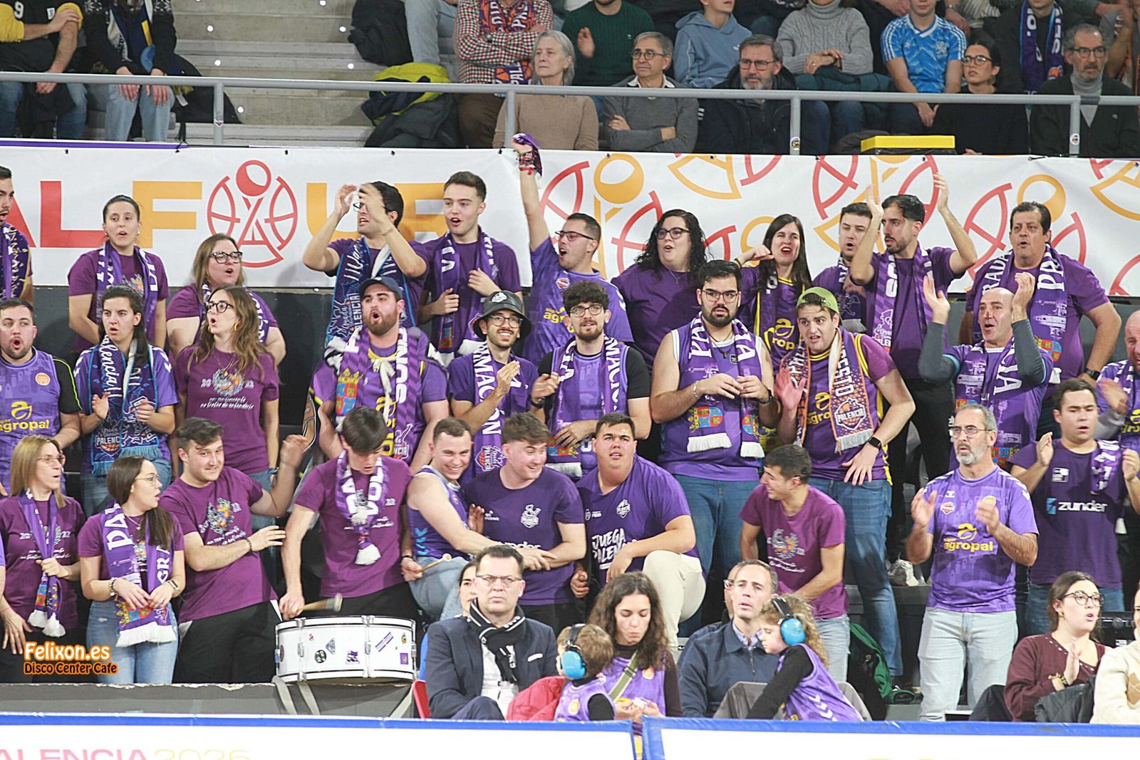 Si estuviste en la F4, búscate en la galería fotográfica de Félix San José.