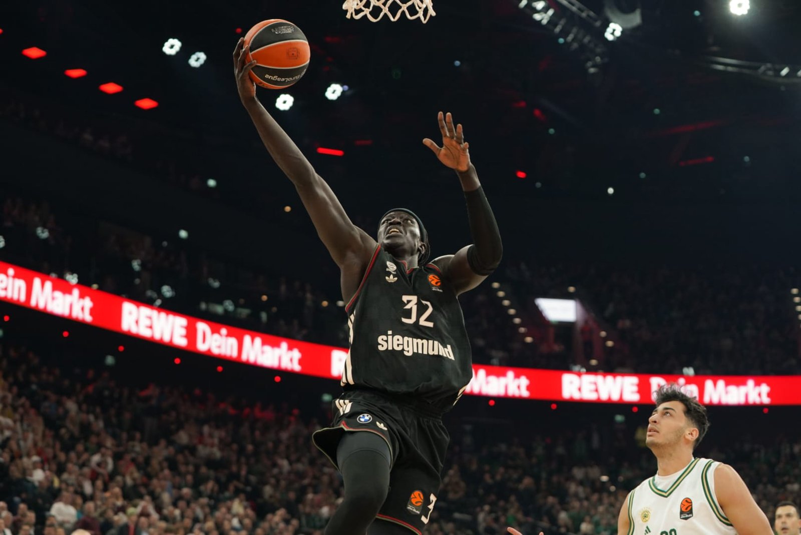 Bayern Múnich sorprende al Panathinaikos (85-78)