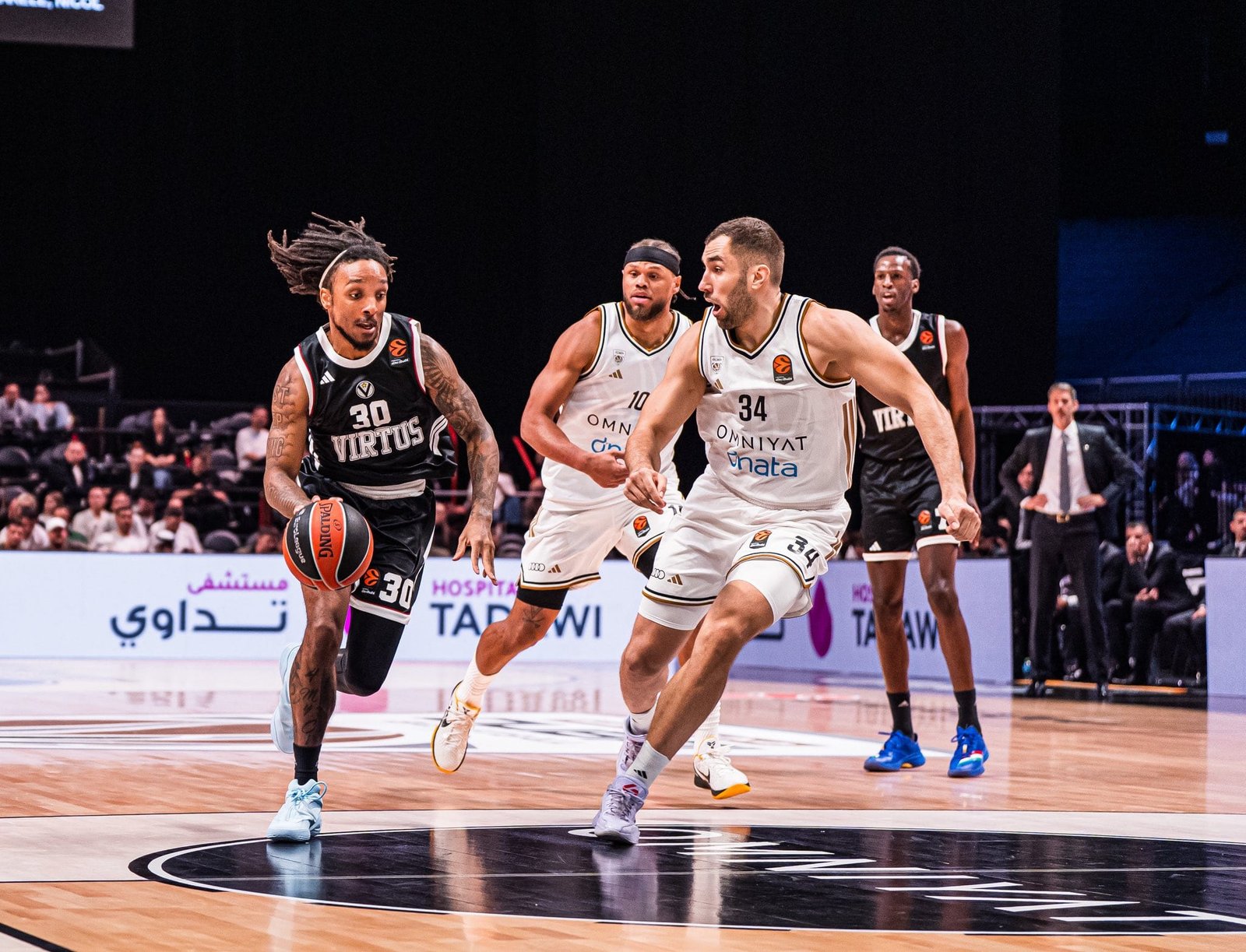 Virtus asalta el Coca Cola Arena ante Dubai (72-80)