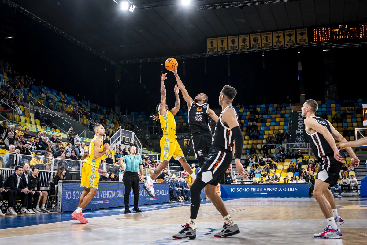 Dreamland Gran Canaria cae también en Champions (71-77)