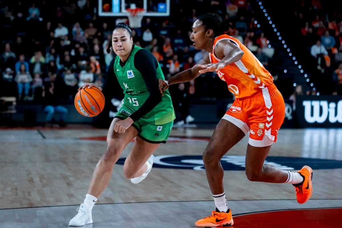 Galería – Valencia Basket no da opción a Araski en el Roig Arena