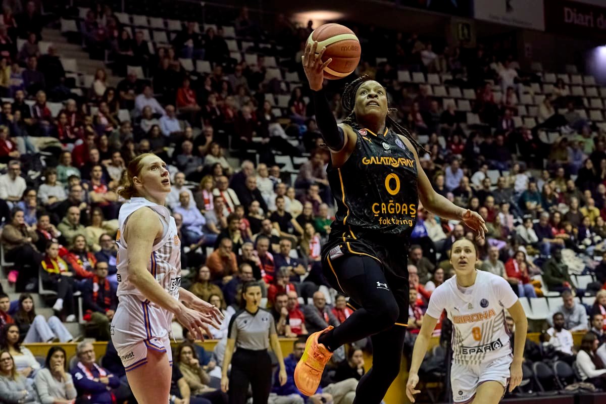El tercer cuarto condena al SPAR Uni Girona (68-82)
