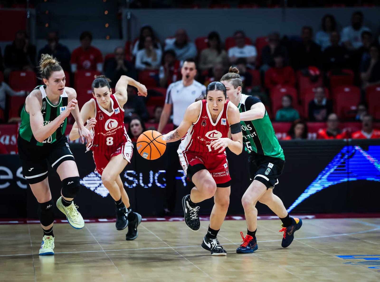 Casademont Zaragoza crece en la segunda mitad para vencer cómodamente (94-67)