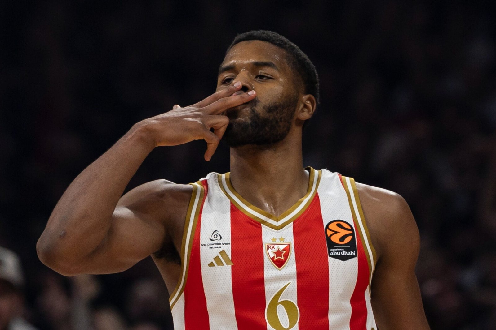 Estrella Roja se lleva el duelo ante Anadolu Efes (91-81)