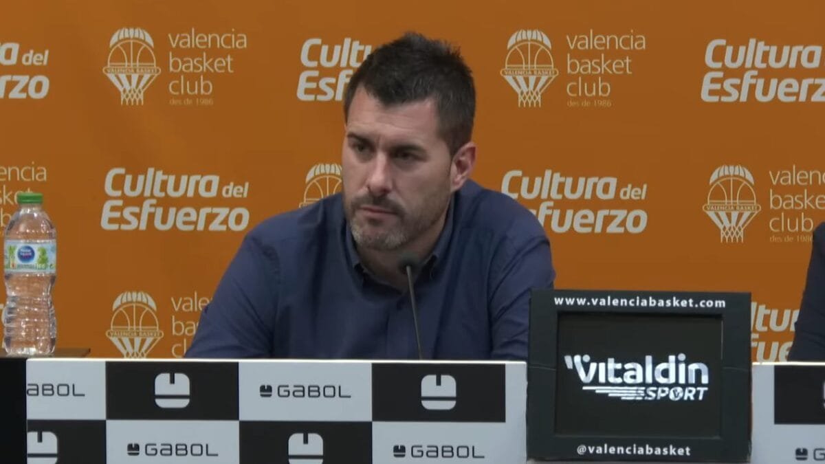 Luis Arbalejo seguirá construyendo Valencia Basket hasta el 2030