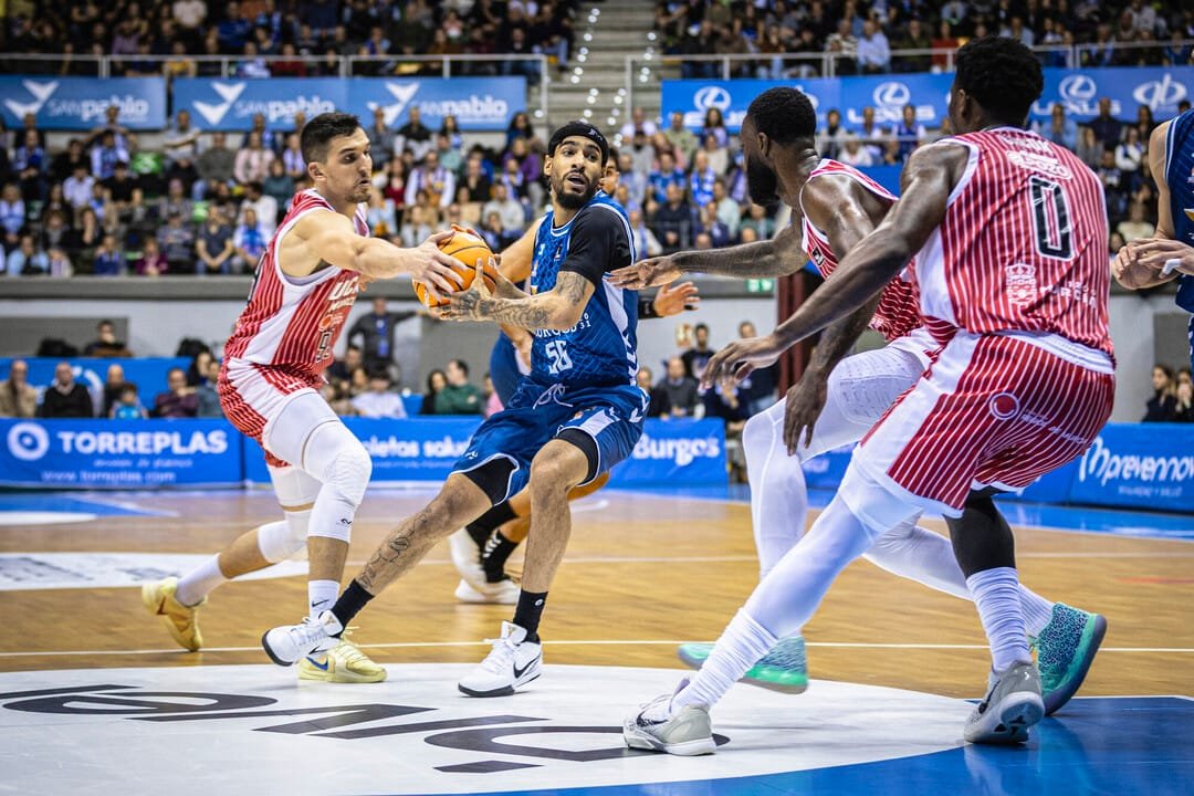 San Pablo Burgos: un fichaje urgente para sobrevivir en la ACB