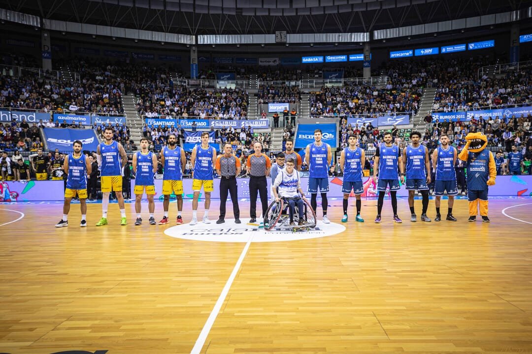 ¡Por fin se consigue! San Pablo Burgos vence a Tenerife y celebra una victoria de peso en la ACB (96-88)