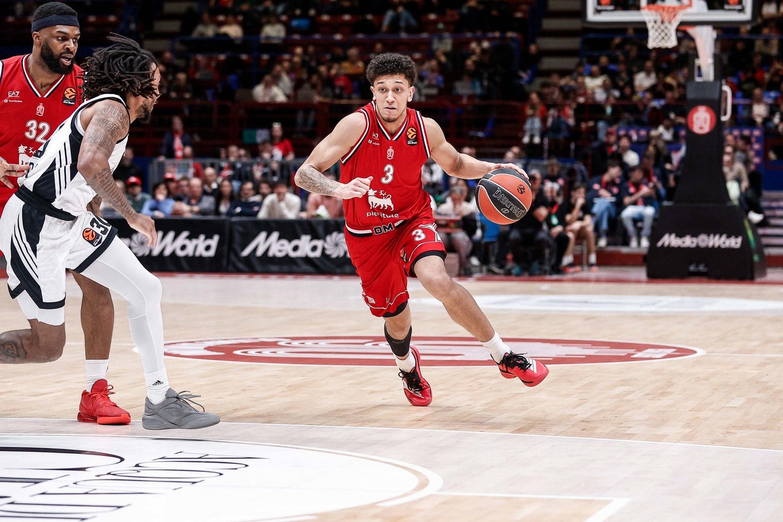 EA7 Milán se lleva el derbi italiano ante Virtus (103-87)