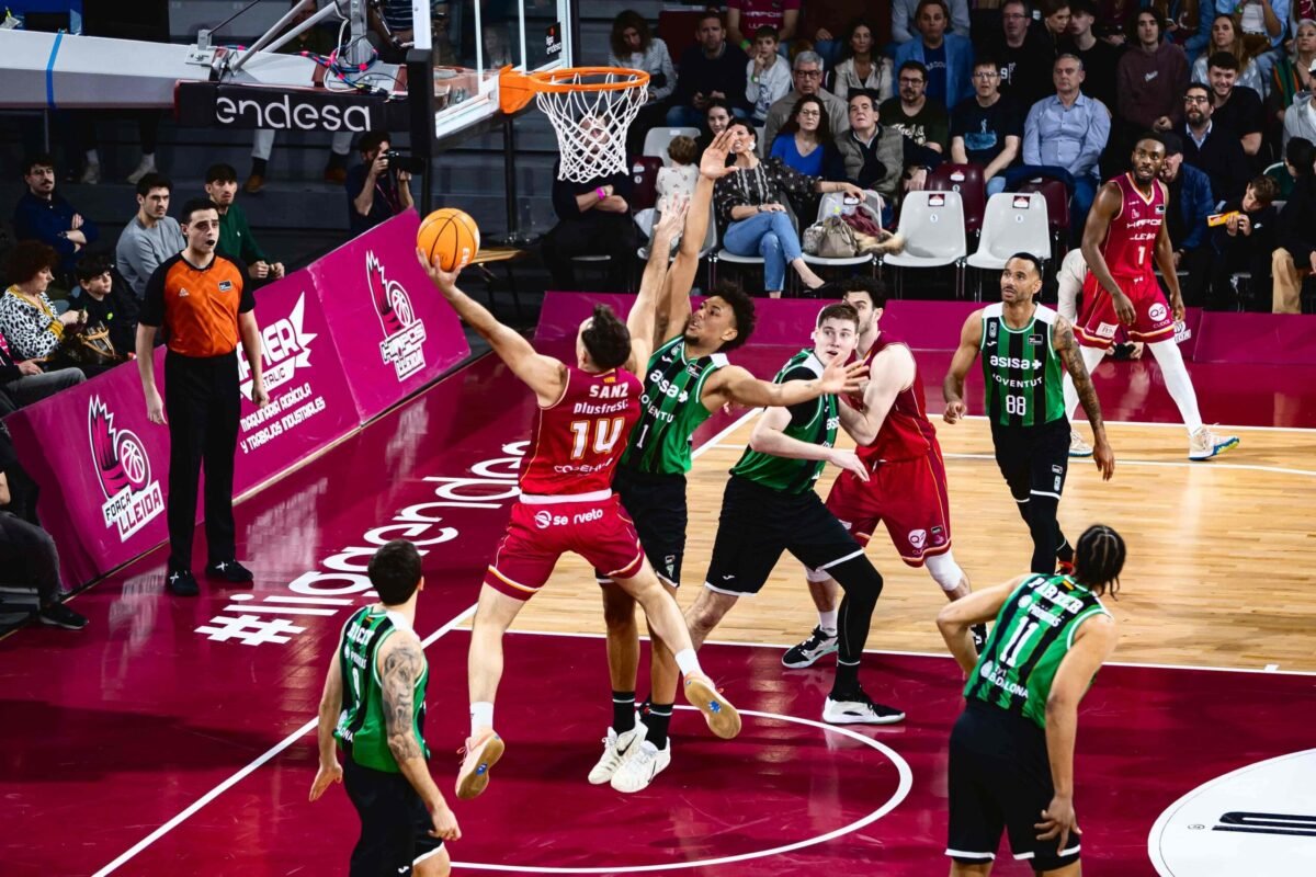 Galería – El Hiopos Lleida no pudo con la Penya en el derbi