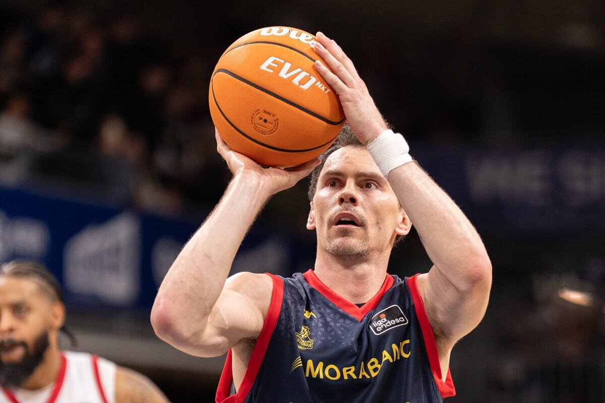 Kuric decide para Morabanc desde el libre en un partido de alta tensión (113-111)