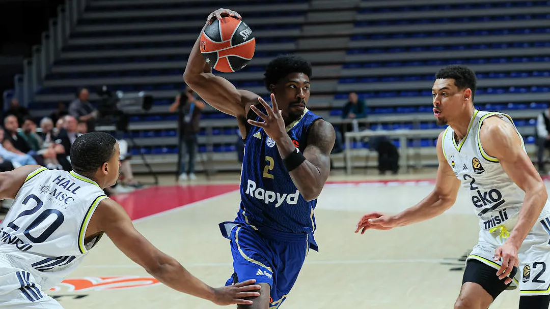 Maccabi sorprende a Fenerbahçe Beko en Belgrado (94-89)