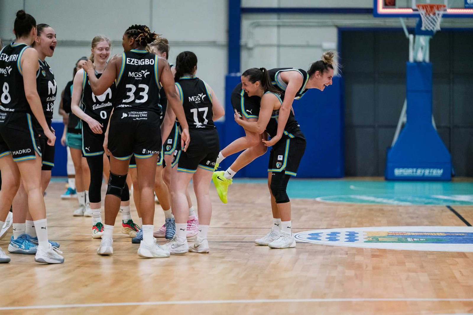 Movistar Estudiantes sigue creciendo a domicilio (72-80)