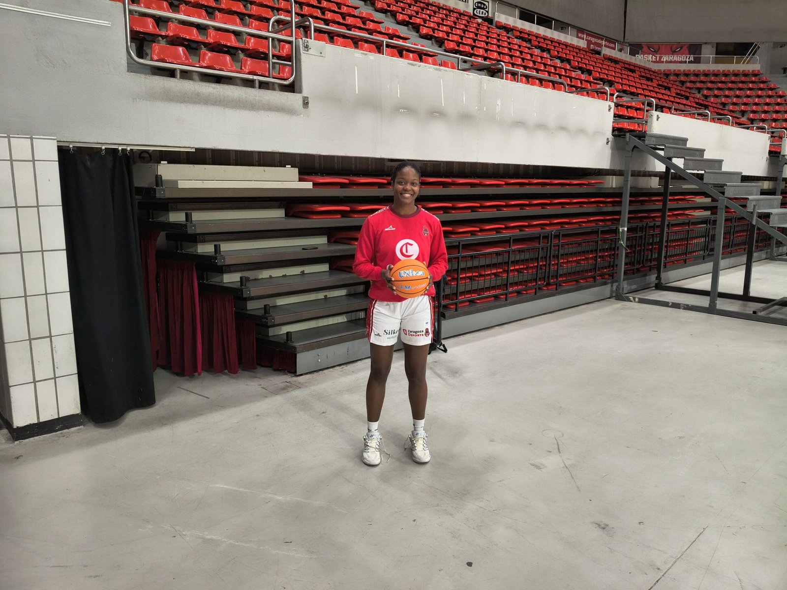 Nadia Fingall: «Ver a la Marea Roja apoyarnos en casa o los desplazamientos es increíble»