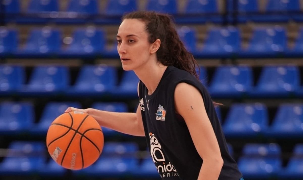 Marta Hermida refuerza a Perfumerías Avenida hasta final de temporada
