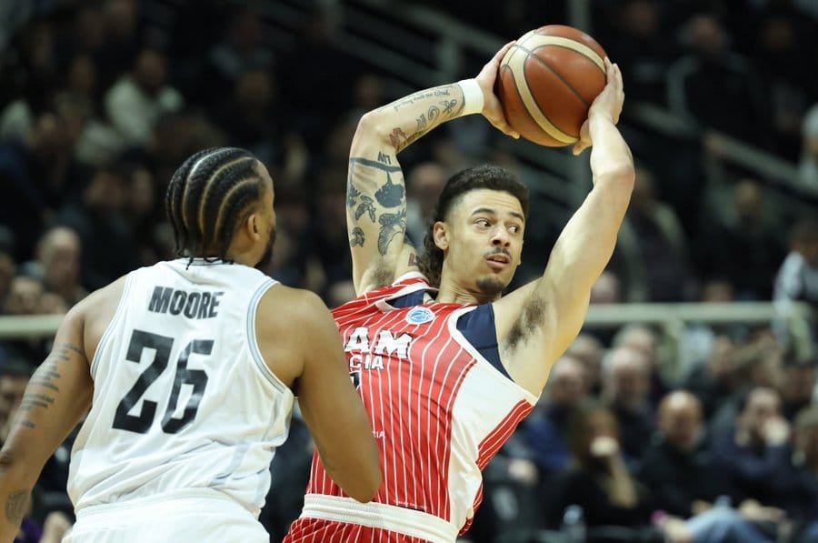 Salónica hace temblar al UCAM Murcia