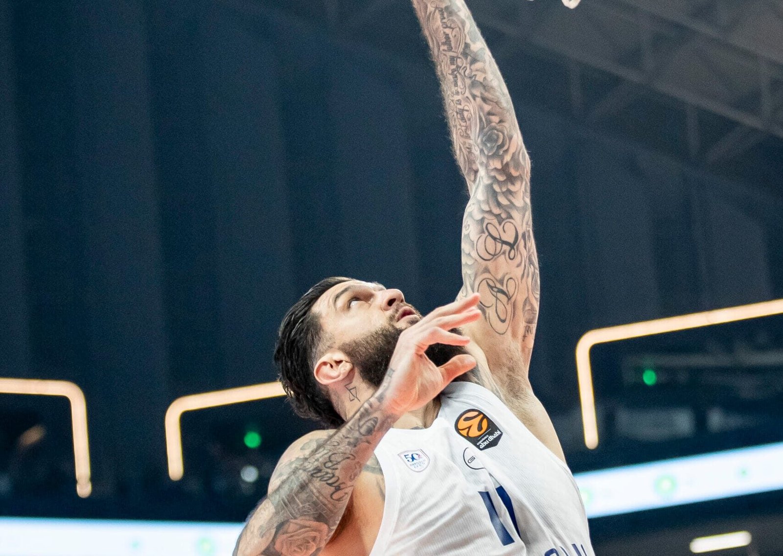 Panathinaikos borra de la pista al Anadolu Efes (97-62)