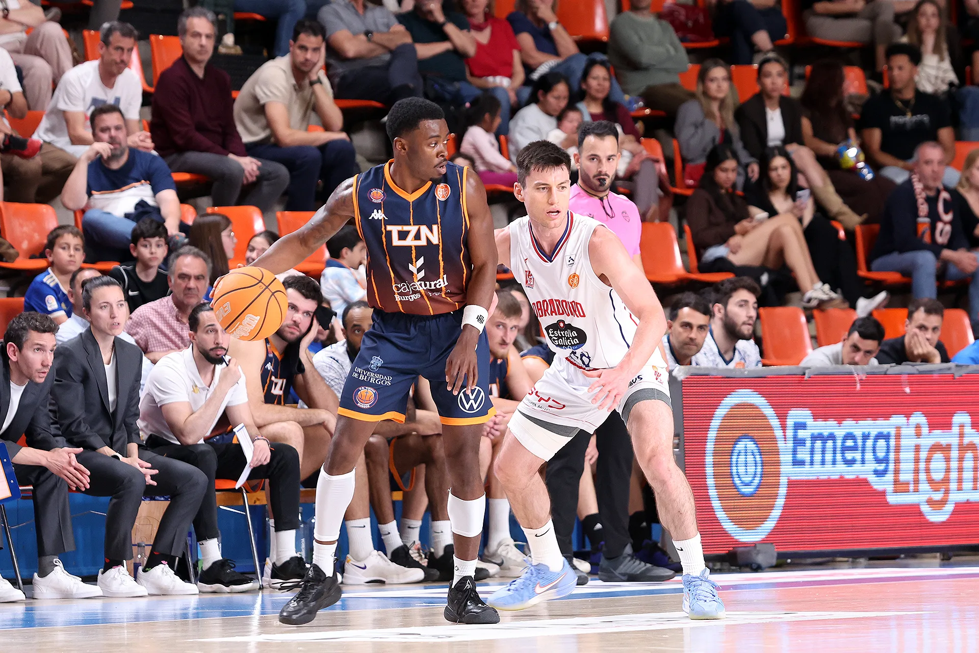 Tizona Burgos vence en un vibrante duelo a Obradoiro (99-96)