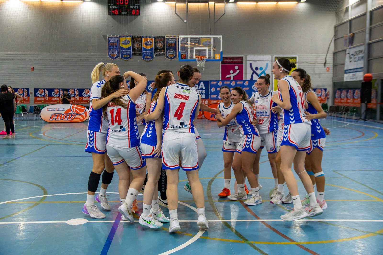 EL UR Lucentum se proclama campeón de la Liga Foster’s Hollywood