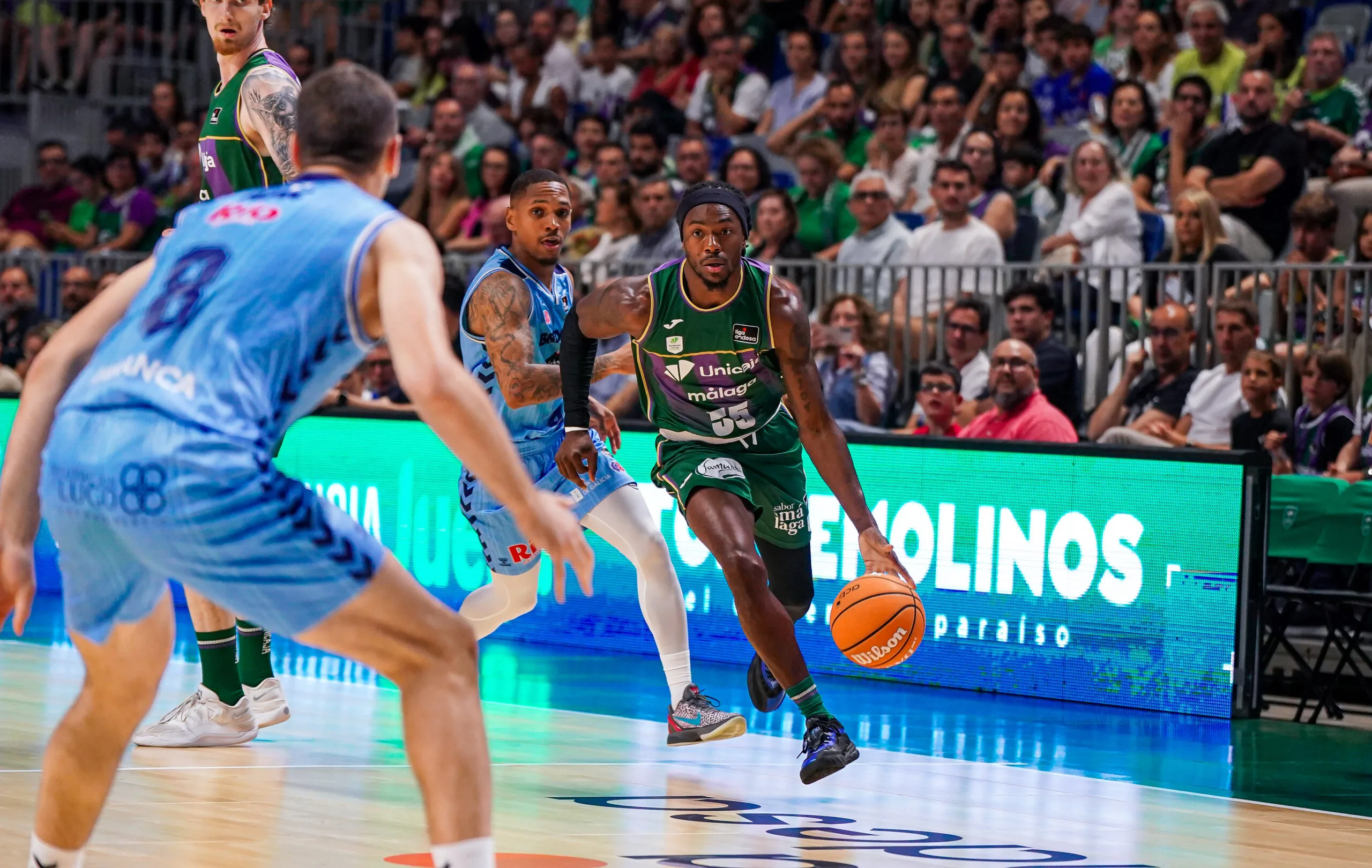 Unicaja pone más tensión en la lucha por los playoffs (101-83)