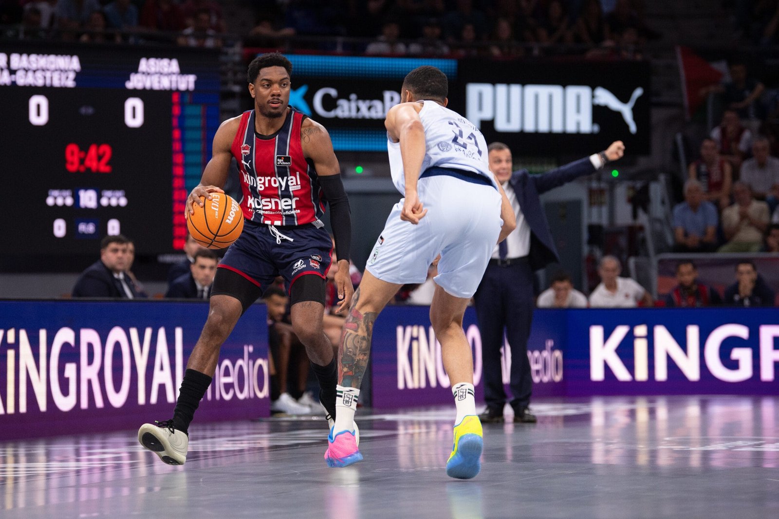 Baskonia se apunta el primer asalto del Playoff ante el Joventut